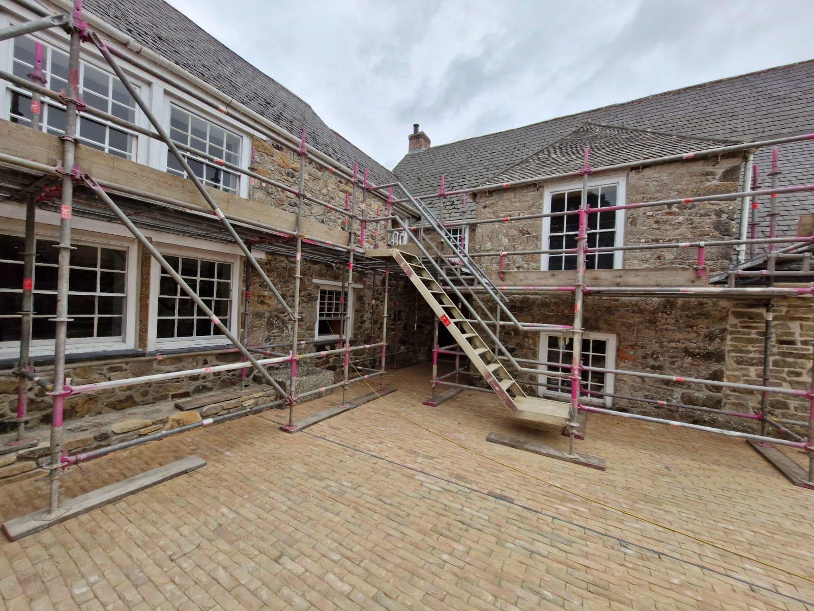 Painting & Decorating 