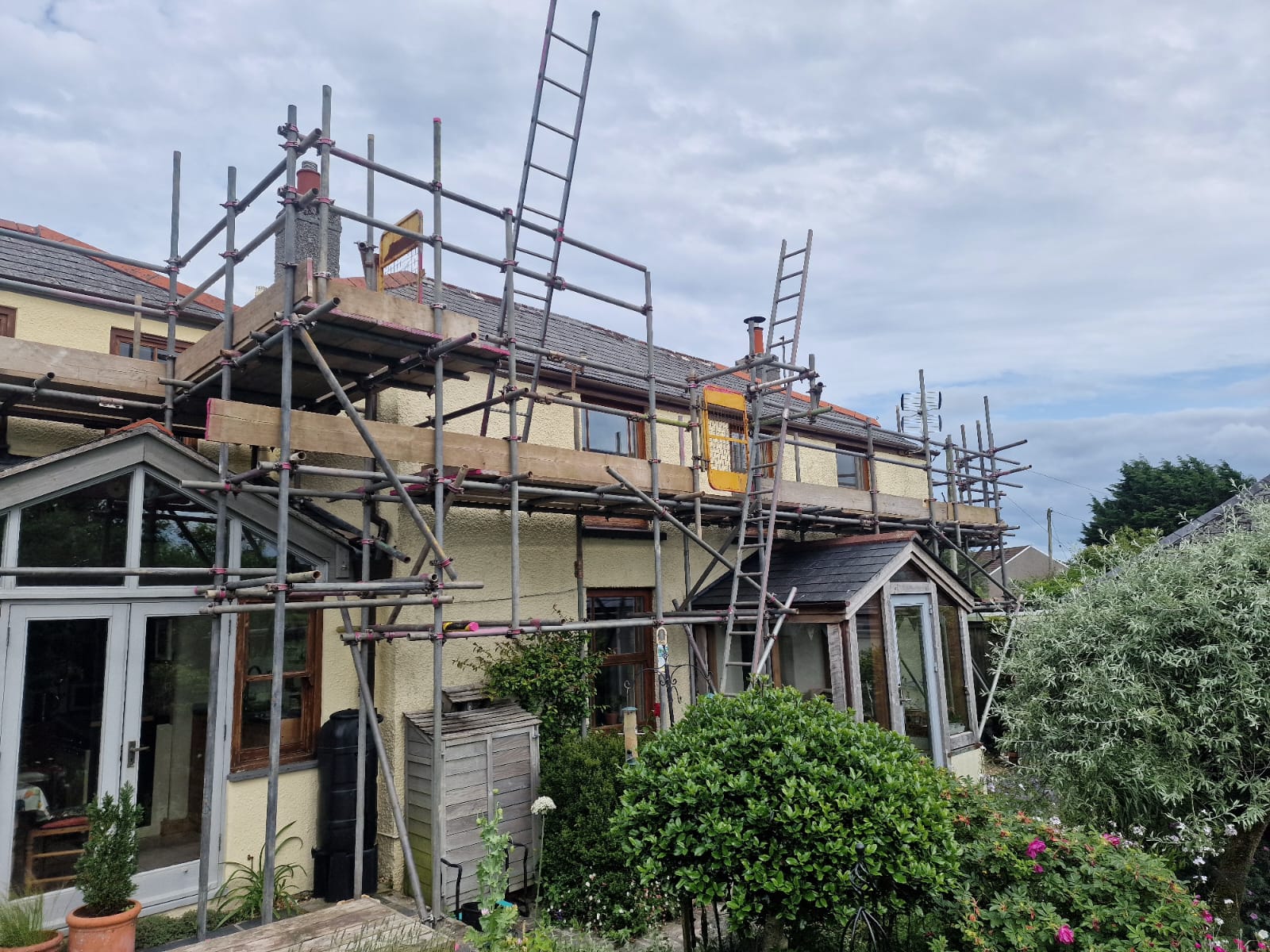 Painting & Decorating 